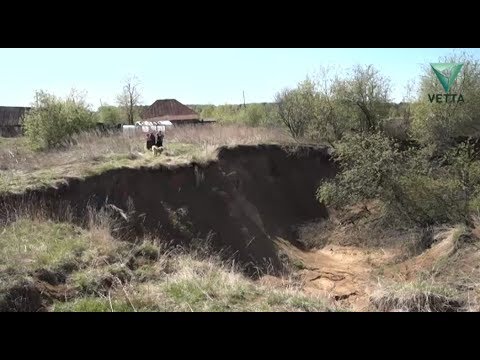 В Пермском крае деревня медленно уходит под землю