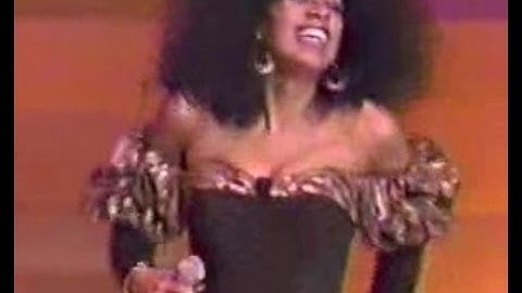 THE POINTER SISTERS (Rare Live) - JUMP (with lyrics)