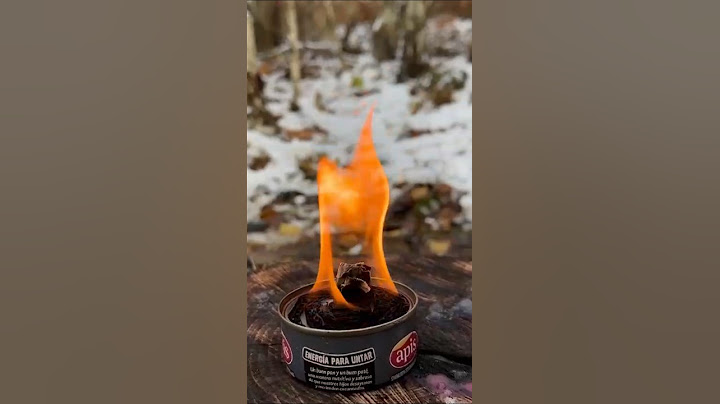 A BURNER THAT DEFIES SNOW AND WIND SURVIVAL-SKILLS #snow #candel #wax #survival #expert #fire #heat
