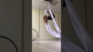 Акробатика на полотнах SPORT Aerial Fitness