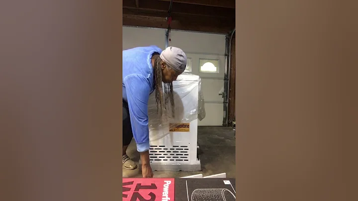 UNBOXING    INSIGNIA 3.5 cu ft DEEP FREEZER   5/20