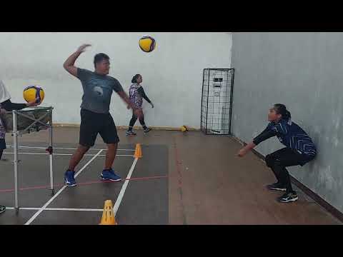 LATIHAN MENTAL PUTRI ATLIT SMA OLAHRAGA RIAU || HEAD COACH  PAK HERMAN OPUNG ZIYAN NISWA ELVA LALA