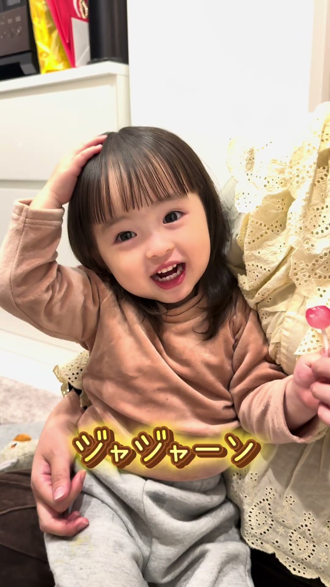 べびちゃんページ♡ Cutting the bangs of my 2-year-old baby✂️#Samba couple#Samba