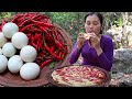 Grilled Eggs recipe With peppers in clay for Food in ne wild - Cook peppers and Eat delicious # 110