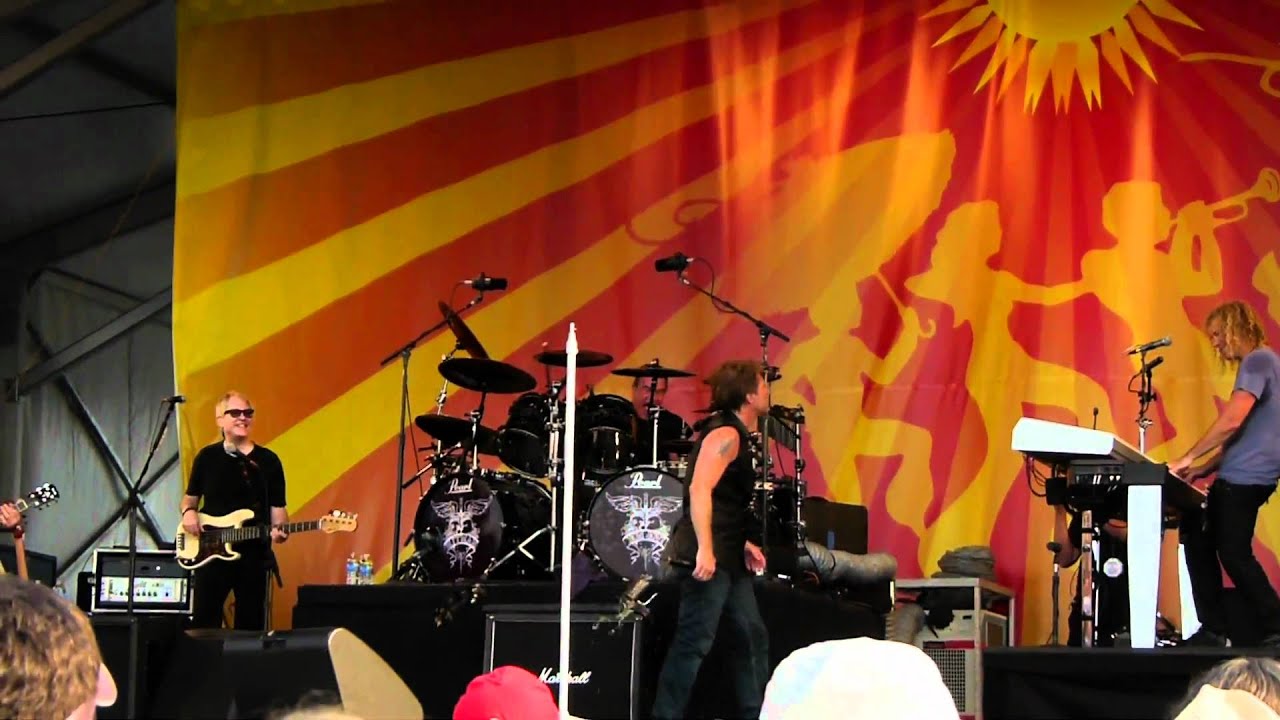 Bad Medicine Medley Live Bon Jovi New Orleans Jazz Fest April 30, 2011 04/30/2011 live in HD