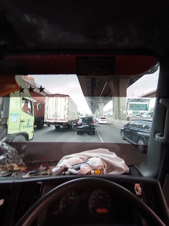 story wa nyetir di jalan tol