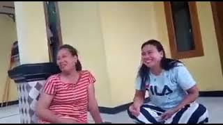 Ibu-Ibu Koplak Pamer CD, #short,#youtube,#shorts,#youtubepemula,#hiburan,#youtubeshorts,#lagiviral