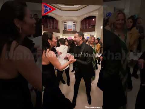 محمد فراج وزوجته بسنت شوقي ولقاء الخميسي واستقبال حافل من فراج لها في مهرجان القاهرة السينمائي
