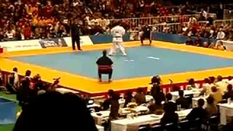 Julio Del Valle vs Kentaro Tanaka Kyokushin Karate...