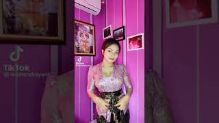 Bikin Mata Melek Joget Tiktok Cewek Cantik
