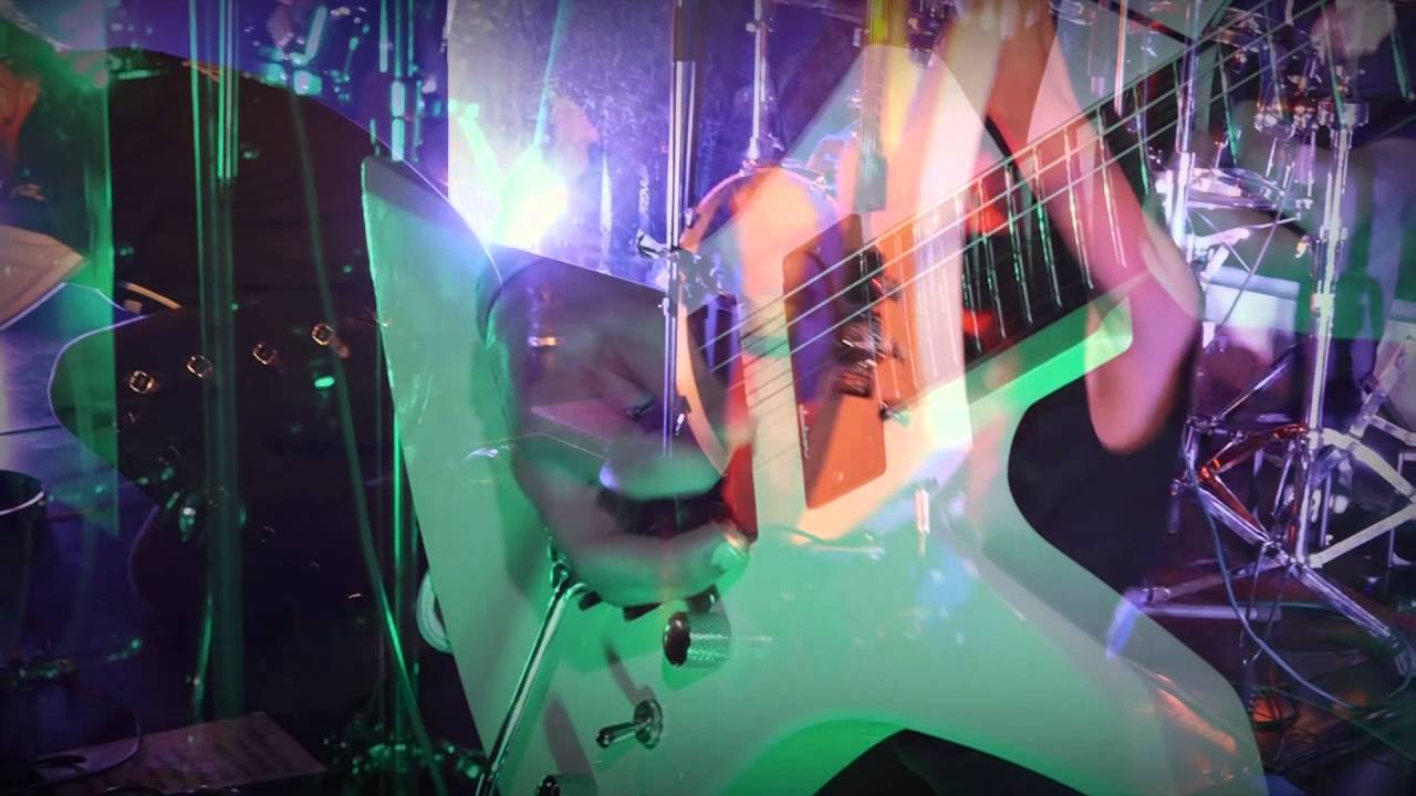 Avidity for... Souboj titánů