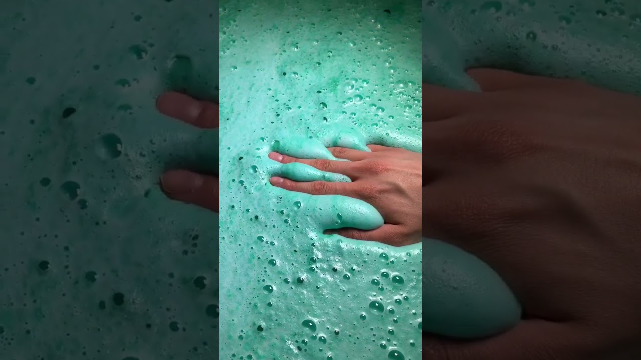 Mermaid bath bomb demo 