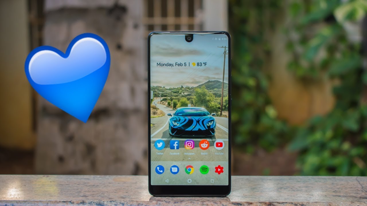 Why I Love The ESSENTIAL Phone!