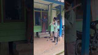 Download Lagu ari kana bantuan hayang d ajak kerja bakti  mah mumul ..... #komedilucu #inungsia #reel MP3