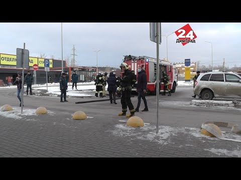 В ДИМИТРОВГРАДЕ «ГОРЕЛ» ТОРГОВЫЙ ЦЕНТР, ЕСТЬ «ПОСТРАДАВШИЕ»