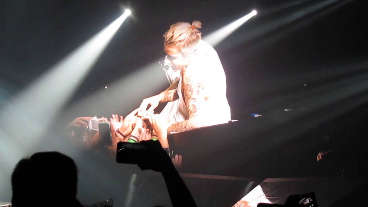 Justin Bieber-Purpose (PURPOSE WORLD TOUR San Jose,CA) HD