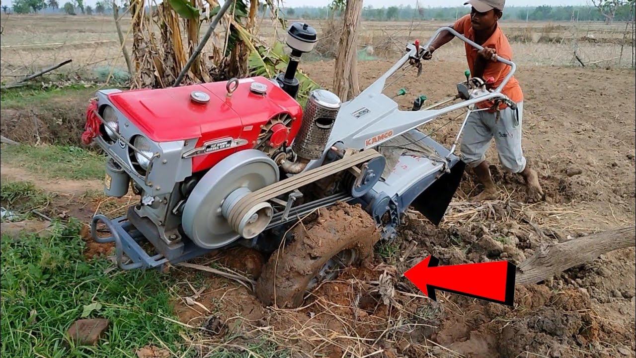 Kamco KMB200 Badly Stuck While Talking It To River For Washing || How We Rescued & Clean The Tiller