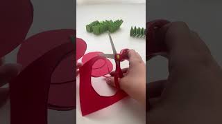 From flat geometry to 3D: the magic of folds! 📐✨
