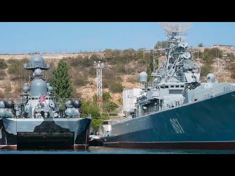Россия открывает военно-морскую