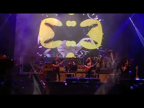 Oteil Burbridge w/The