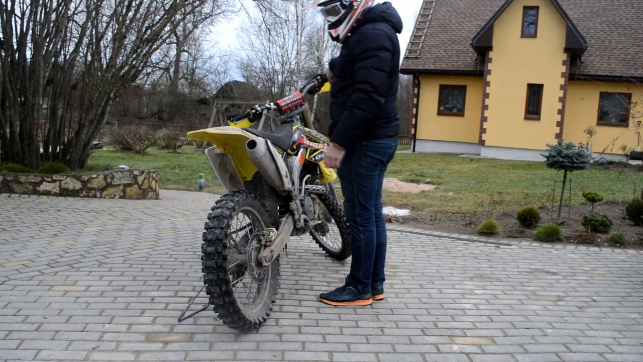 Suzuki rmz 250 start up + sound YouTube