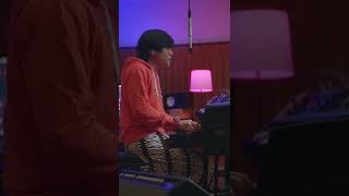 Lenggang Puspita karya Guruh Soekarno Putra