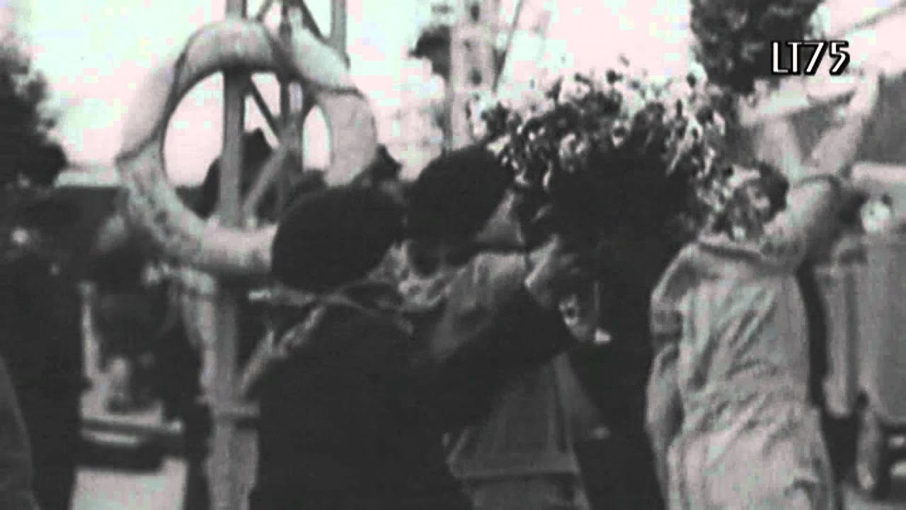 "Solitude" (Ellington) ... Peter Kreuder & das Tanz-Sinfonie-Orchester (1937) adlı videoyu YouTube'da izle "Solitude" (Ellington) ... Peter Kreuder & das Tanz-Sinfonie-Orchester (1937) adlı videoyu YouTube'da izle
