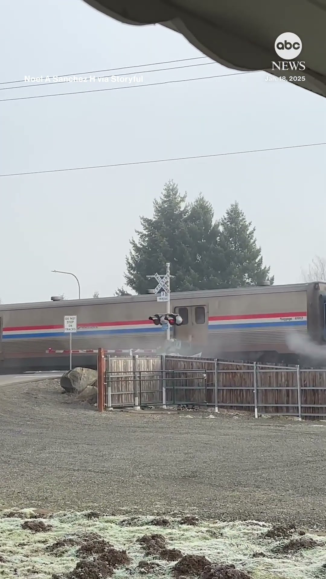 Dramatic moment Amtrak train hits stranded semi-truck - ABC News