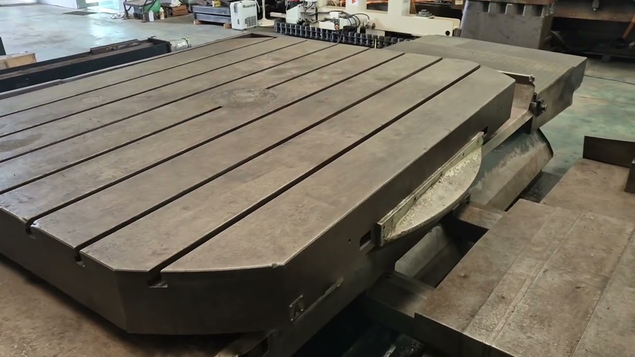 Kuraki KBT-13DXA CNC Horizontal Boring - YouTube