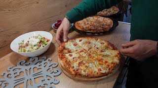 طريقة تحضير بيتزا بالروبيان واللحم ..How to prepare pizza with shrimp and meat