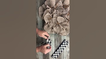 Pancake Wreath - Shorts - Wreath DIY - Easy DIY - #wreath @DavesWreaths