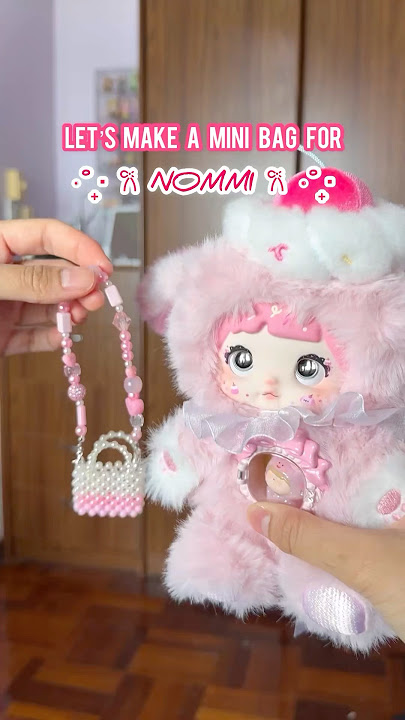 Making a mini bag charm for my NOMMI V7 plush pendant 🎀💗 #toptoy #nommi #bagcharm #blindbox