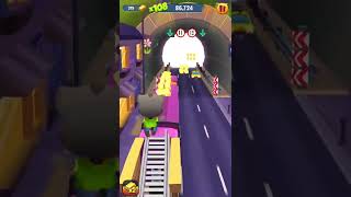 @_RA_Game_World Talking Tom: Gold Run is a 3D endless runner that's pretty similar to the incredible screenshot 5