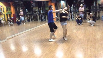 Bachata sensual with Linh Zeus & Sao Mai