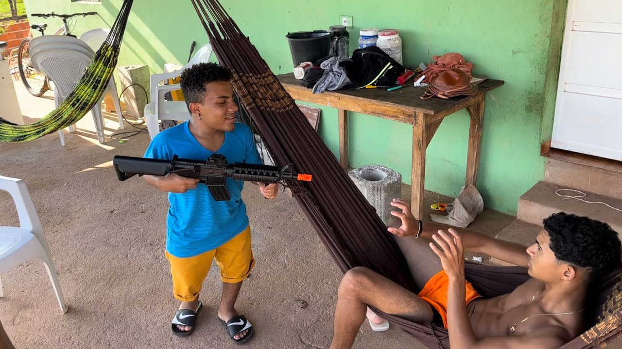 ANÃO PARTlU PRA ClMA DO BRUTINHO E O CLIMA FICOU TENSO