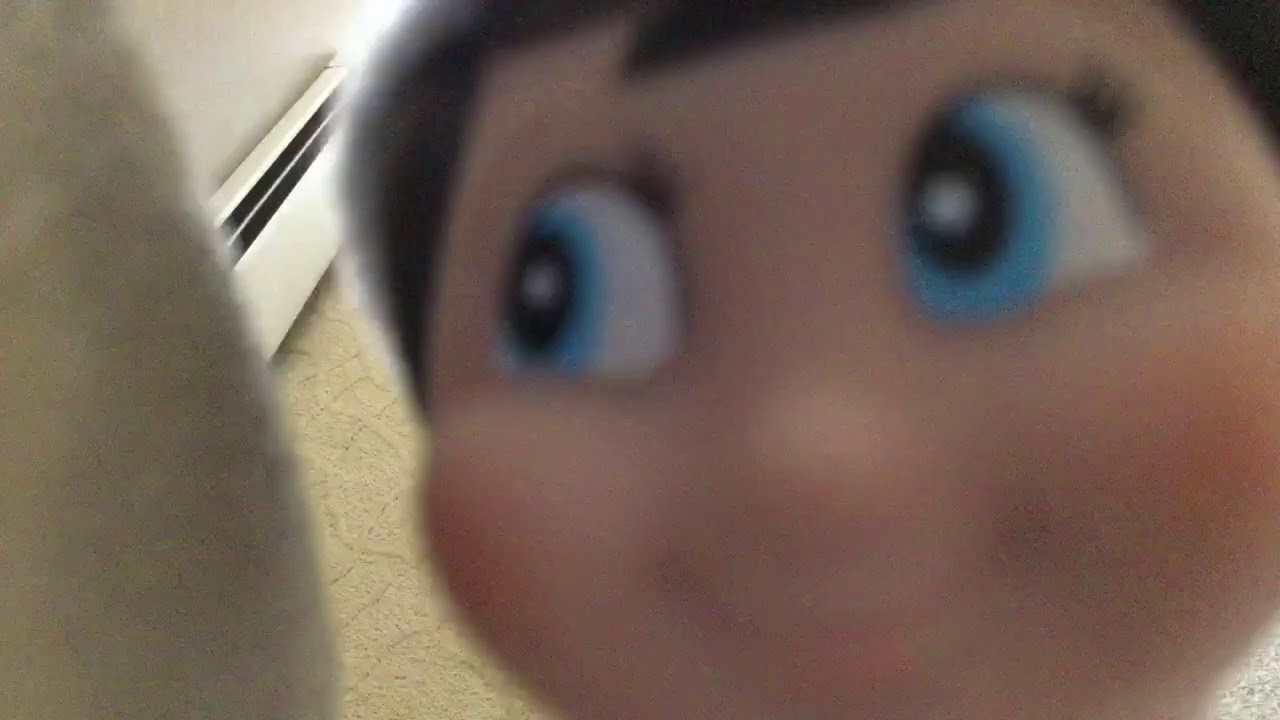 Elf on the shelf caught moving!😮 YouTube