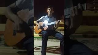 Turkmen gitara arslan