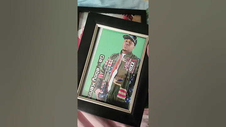 This girl says she thinks I'm a fan of Kenny Da Realist, and that I'm not HIM. #whoisthis #imhim