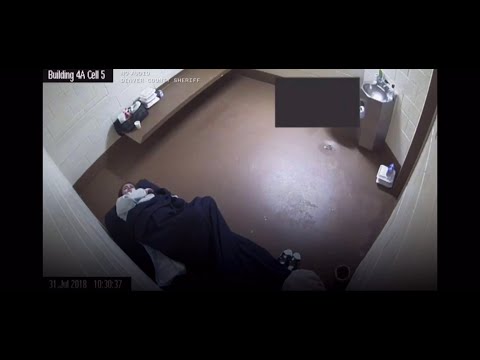 video-allegedly-shows-woman-giving-birth-in-denver-jail-cell-alone,-with-no-assistance