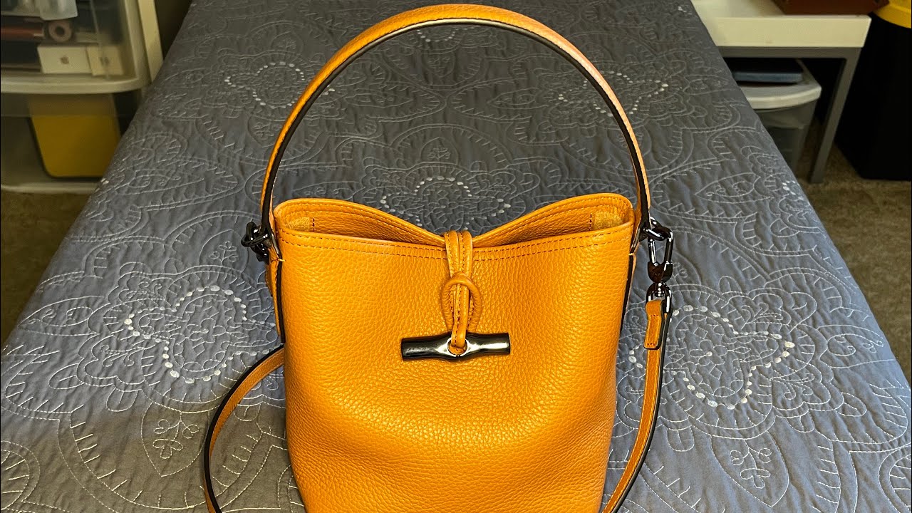 UNBOXING  Longchamp Roseau Essential Leather Bucket Bag 