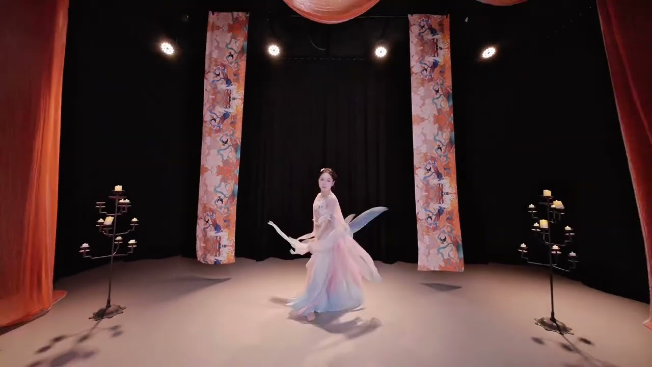 Nhất mộng kinh hồng (múa phi bạch) - Tieu Linh Phung Cover