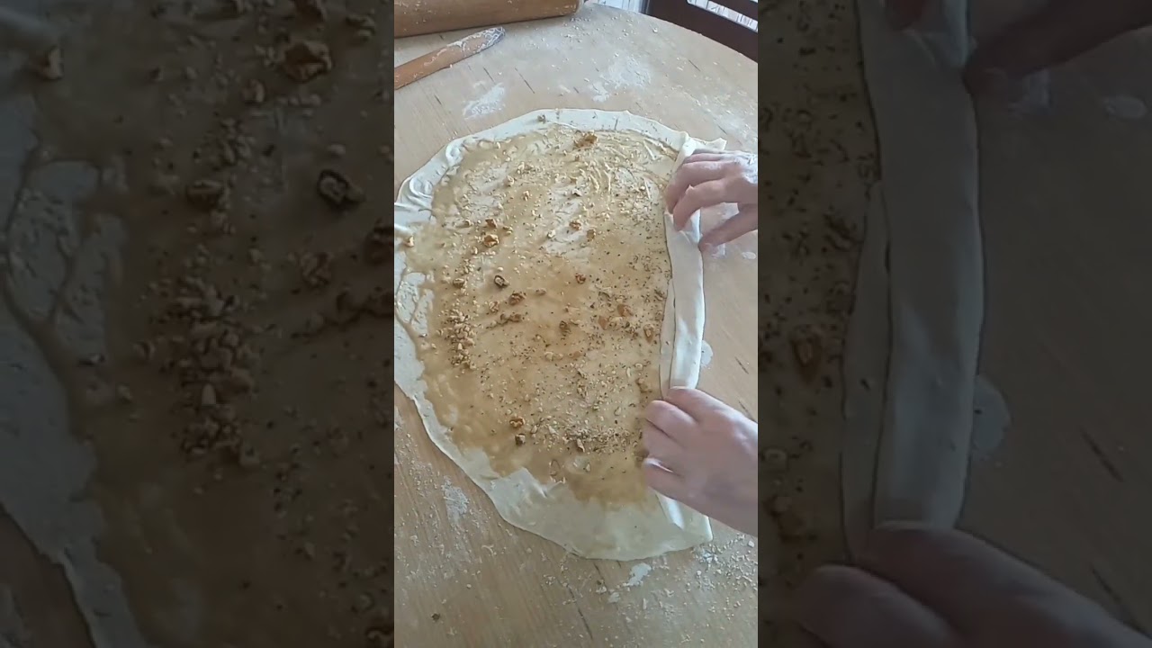 “Lezzetli Tahinli Börek Tarifi: Videolu Yapımı Burada!” “Lezzetli Tahinli Börek Tarifi: Videolu Yapımı Burada!”