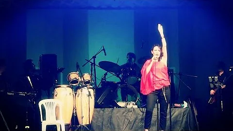 SOLEDAD BUSTOS - SUNNY (BOB HEBBs COVER with LYRIC...
