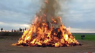 Osterfeuer in Borsum im Landkreis Hildesheim