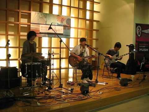 2012.04.21 Hush！《天文特徵》－誠品巡迴@誠品夢時代店