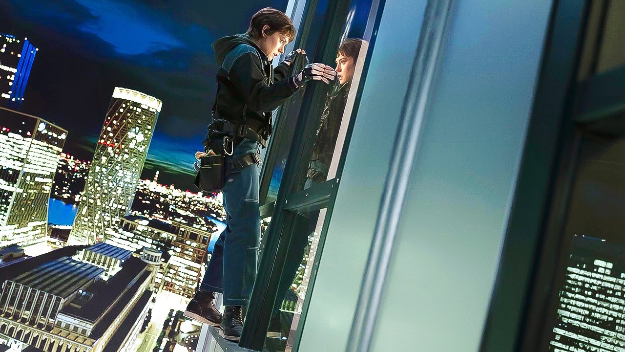 Ela Só Ia Limpar os Vidros, Mas Agora Precisa Salvar 300 Reféns de Um Massacre