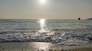 Ölüdeniz. Aylardan Kasım. Sanki Sende Kaldı Bir Yarım.