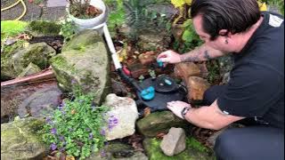 Cleaning a pressurised pond filter