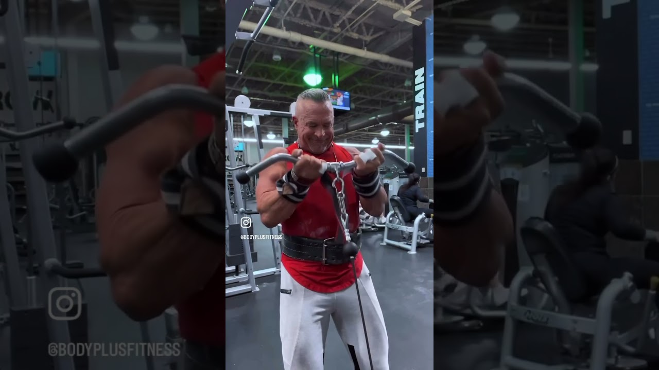 You just can’t beat a good set of cable curls for a bicep pump