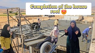 AND FINALLY 💥🥳, THE BIG SURPRISE HAS ARRIVED: The Completion of the House Roof! 😍🏡🏠